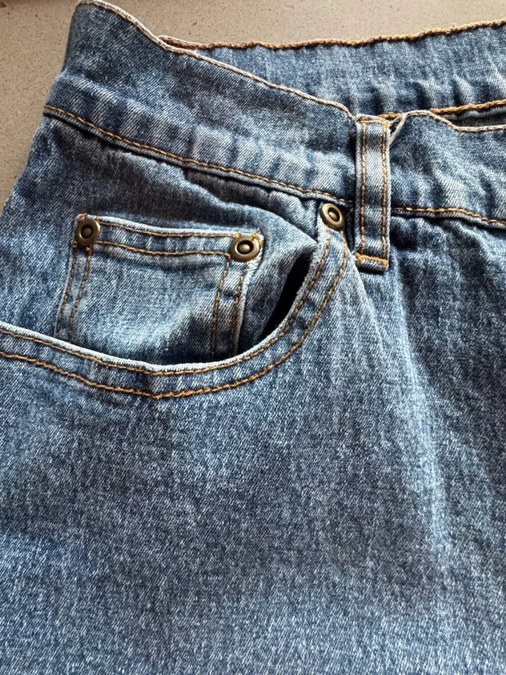 DG2 By Diane Gilman Capri Jean, Size 10